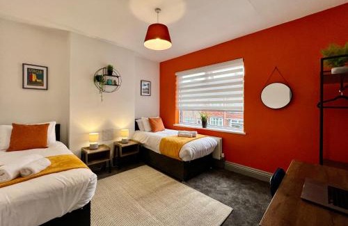 Cleethorpes House | Daubney House - Great for Contractors or Family Holidays