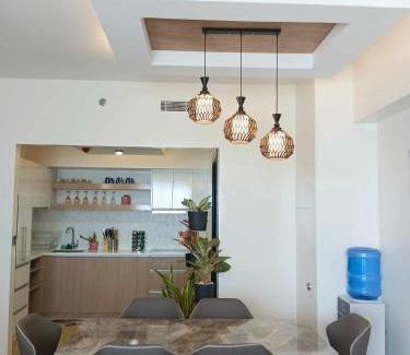 Poblacion District Apartment | Davao Rental - AEON Towers Condo 1BR Suite 1Bathroom with Bathtub, Kitchen, Living Room