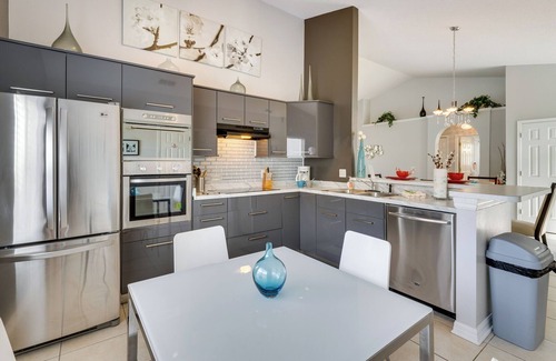 Bridgewater Crossing House | Davenport Vacation Rental w/ Heated Private Pool!