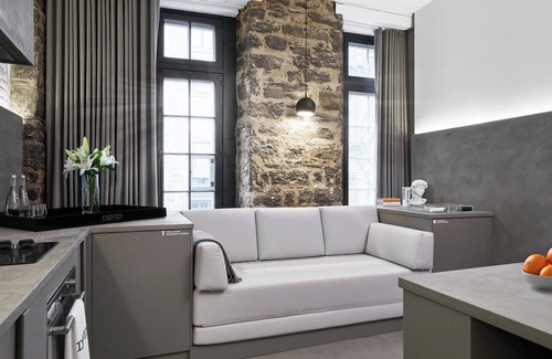 Old Montreal Apartment | David Hotel