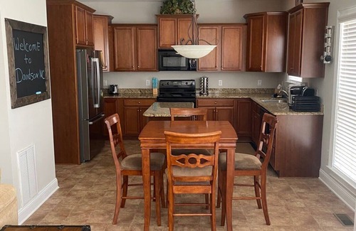 Davidson House | Davidson House - 3 beds 2.5 baths