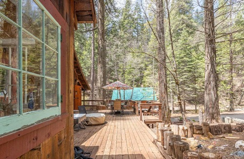 Sugar Pine Cabin | Davis Family Cabin