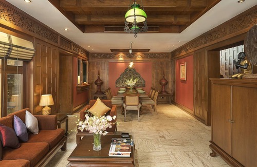 Khlong Tan Hotel | Davis Thai House