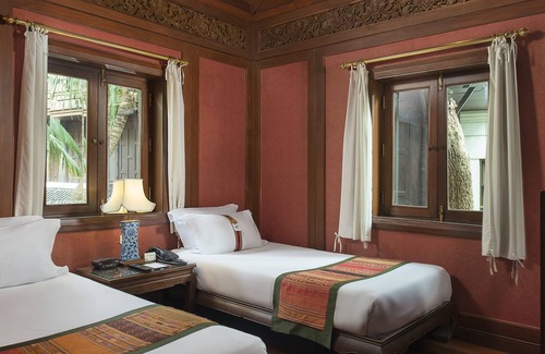 Khlong Tan Hotel | Davis Thai House
