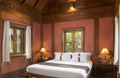 Khlong Tan Hotel | Davis Thai House