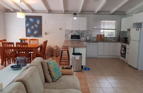 Dawesville House | Dawesville Delight - peaceful and relaxing