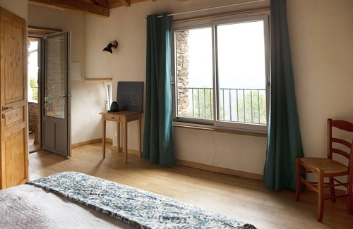 Malbosc Bed & Breakfast | Dawn of Fourniels Etoile
