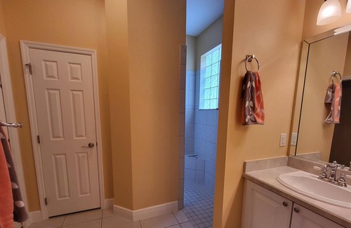 Duval House | Day Lillly Run Corner Home - Dog Friendly