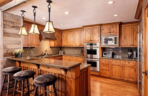 Avon Ski Chalet | Daybreak Penthouse by Cuvee | Ritz Carlton Bachelor Gulch