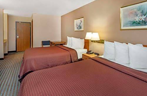 Charleston Hotel | Days Inn by Wyndham Charleston