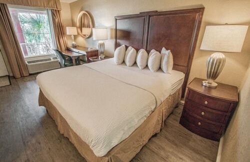 Fort Walton Beach Hotel | Days Inn by Wyndham Fort Walton Beach
