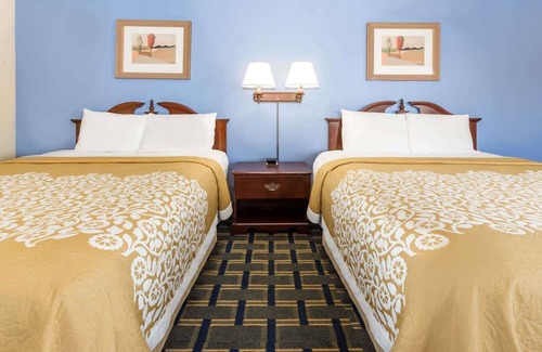 Plymouth Hotel | Days Inn by Wyndham Plymouth