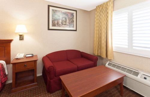 Alhambra Hotel | Days Inn by Wyndham Alhambra CA
