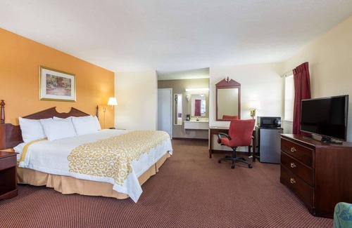 Amherst Hotel | Days Inn by Wyndham Amherst