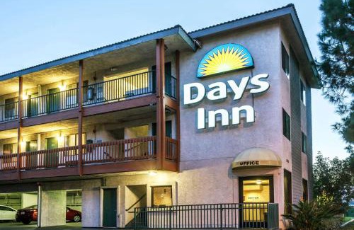 Anaheim Resort Hotel | Days Inn by Wyndham Anaheim West