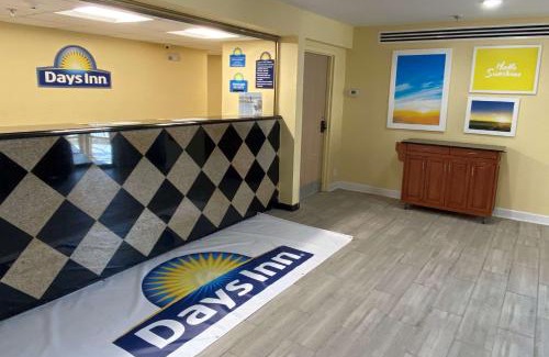 Morrow Hotel | Days Inn by Wyndham Atlanta/Southlake/Morrow