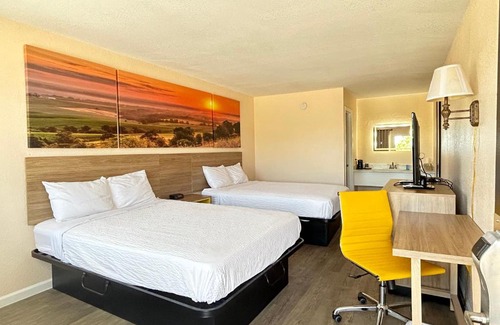 Branson Theater District Hotel | DAYS INN BY WYNDHAM BRANSON NEAR THEATRE DISTRICT-57641