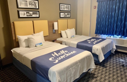 Borough Park Hotel | Days Inn by Wyndham Brooklyn Borough Park