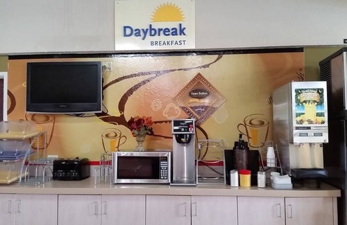 Northwest Anaheim Hotel | Days Inn by Wyndham Buena Park