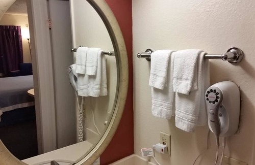 Northwest Anaheim Hotel | Days Inn by Wyndham Buena Park