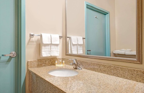 Downtown St. Louis Hotel | Days Inn by Wyndham Downtown St. Louis