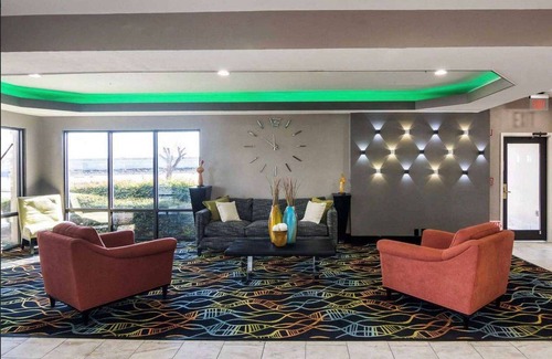 Fort Worth Hotel | Days Inn by Wyndham Fort Worth North/Fossil Creek