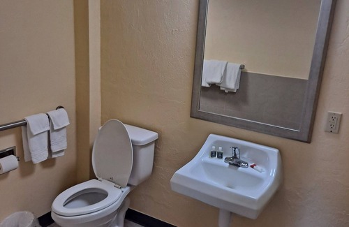 Gainesville Hotel | Days Inn by Wyndham Gainesville University