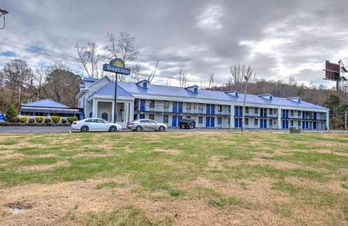 Harriman Hotel | Days Inn by Wyndham Harriman