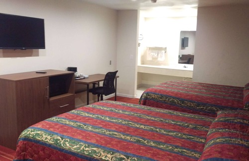 Hemet Hotel | Days Inn by Wyndham Hemet