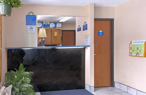 Keene Hotel | Days Inn by Wyndham Keene NH