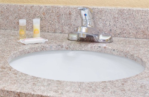 Lawrenceville Hotel | Days Inn by Wyndham Lawrenceville