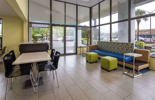 Ladson Hotel | Days Inn by Wyndham Ladson Summerville Charleston