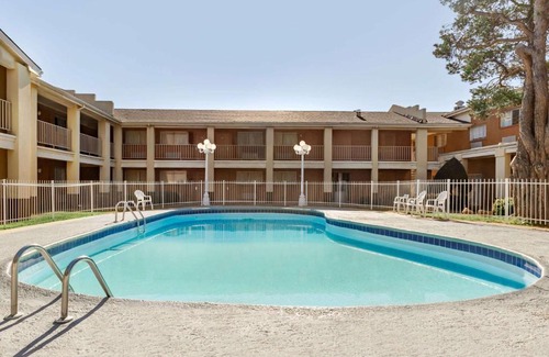 Lawton Hotel | Days Inn by Wyndham Lawton