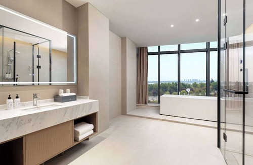 Lanshan District Hotel | Days Inn By Wyndham Linyi Yihe New Area
