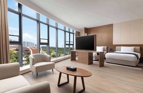 Lanshan District Hotel | Days Inn By Wyndham Linyi Yihe New Area