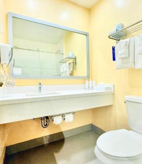 Inglewood Hotel | Days Inn by Wyndham Los Angeles LAX/VeniceBch/Marina DelRay