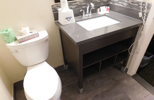 Munras Avenue Hotel | Days Inn by Wyndham Monterey-Fisherman's Wharf Aquarium