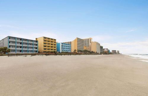 Myrtle Beach Hotel | Days Inn by Wyndham Myrtle Beach-Beach Front