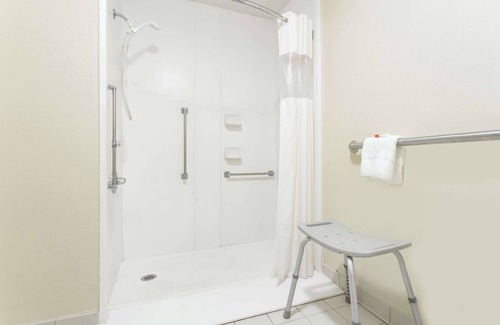 Norfolk - Virginia Beach Hotel | Days Inn by Wyndham Norfolk Airport