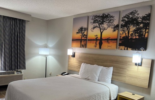 Blythewood Hotel | Days Inn by Wyndham North Columbia Ft. Jackson