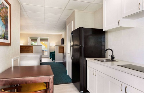 Ocean City Hotel | Days Inn by Wyndham Ocean City Oceanfront