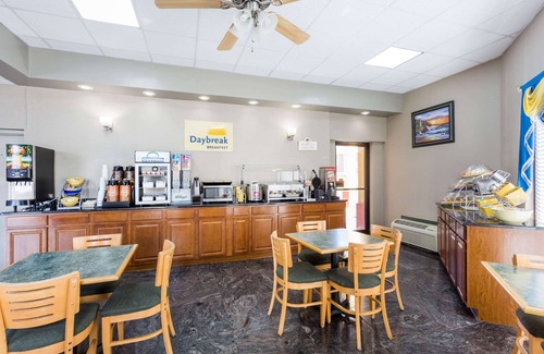 Orangeburg Hotel | Days Inn by Wyndham Orangeburg