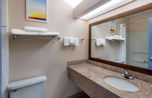 Panama City Hotel | Days Inn by Wyndham Panama City