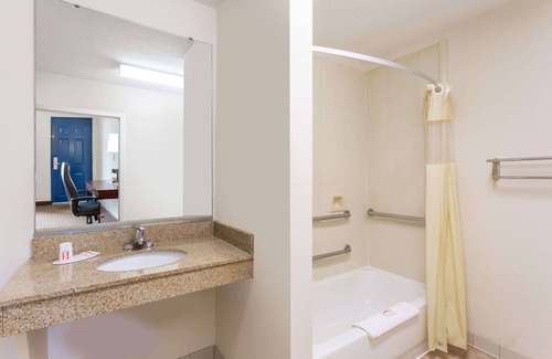 Reidsville Hotel | Days Inn by Wyndham Reidsville