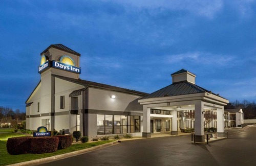Rock Hill Hotel | Days Inn by Wyndham Rock Hill