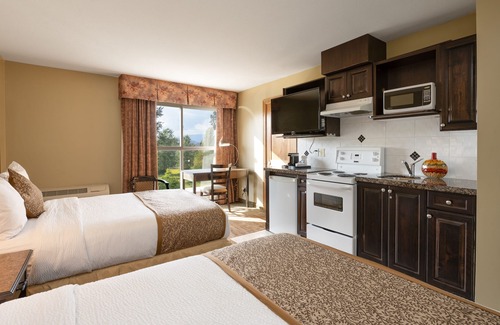 Surrey Hotel | Days Inn by Wyndham Surrey