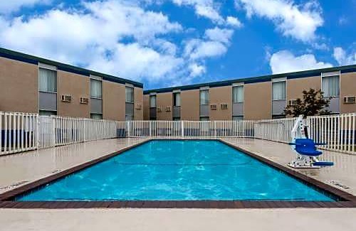 Duncan Hotel | Days Inn by Wyndham Duncan