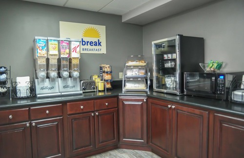 West Covina Hotel | Days Inn by Wyndham West Covina
