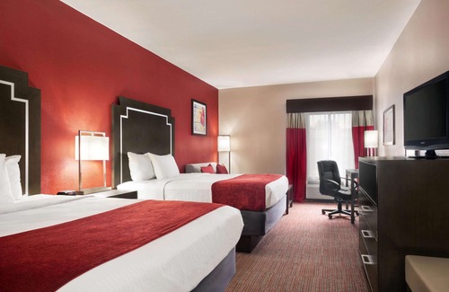 Murfreesboro Hotel | Days Inn & Suites by Wyndham Murfreesboro