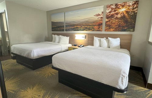 Tuscaloosa Hotel | Days Inn & Suites by Wyndham Tuscaloosa - Univ. of Alabama